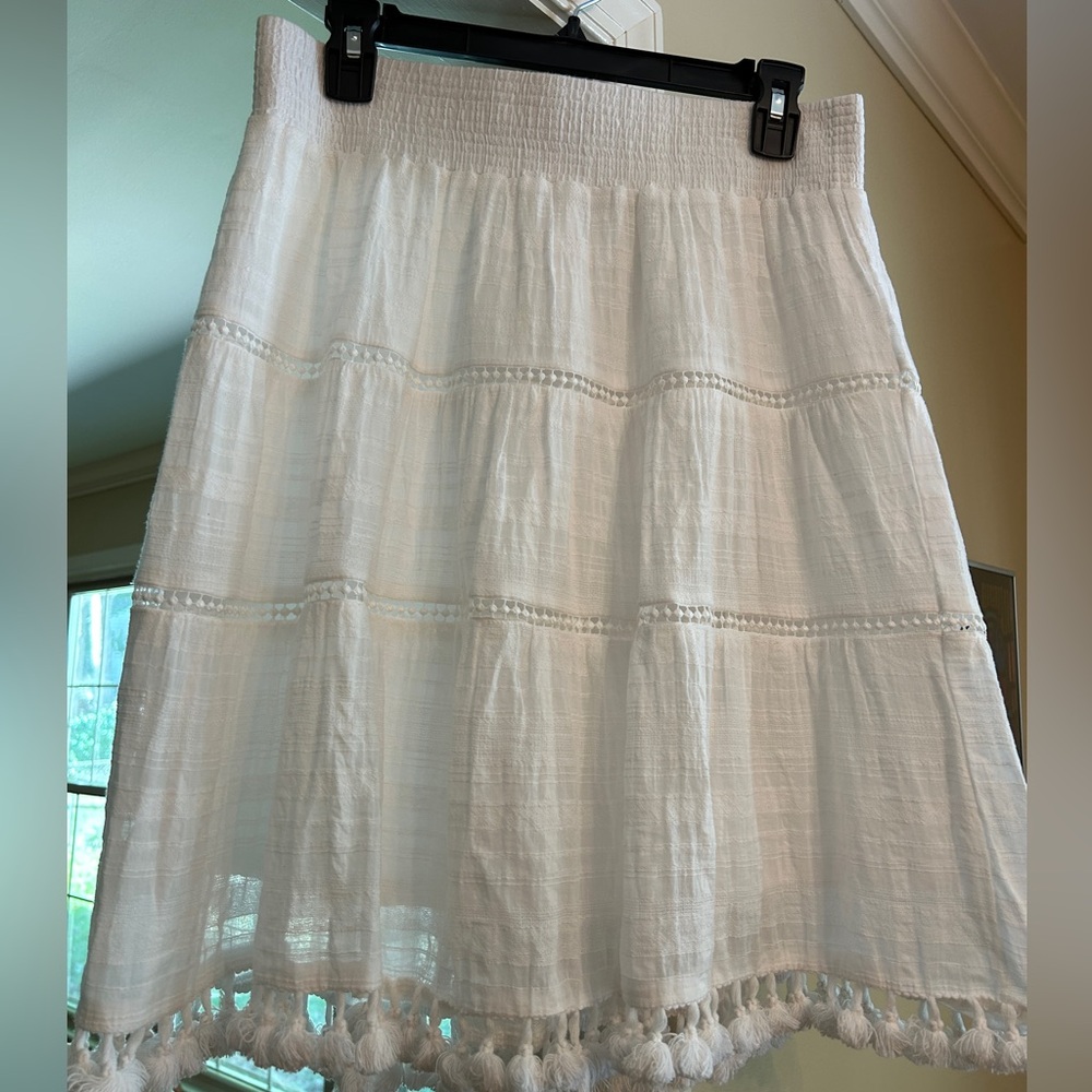 Cute Loft White Eyelet Tiered Midi Pom-Pom Skirt